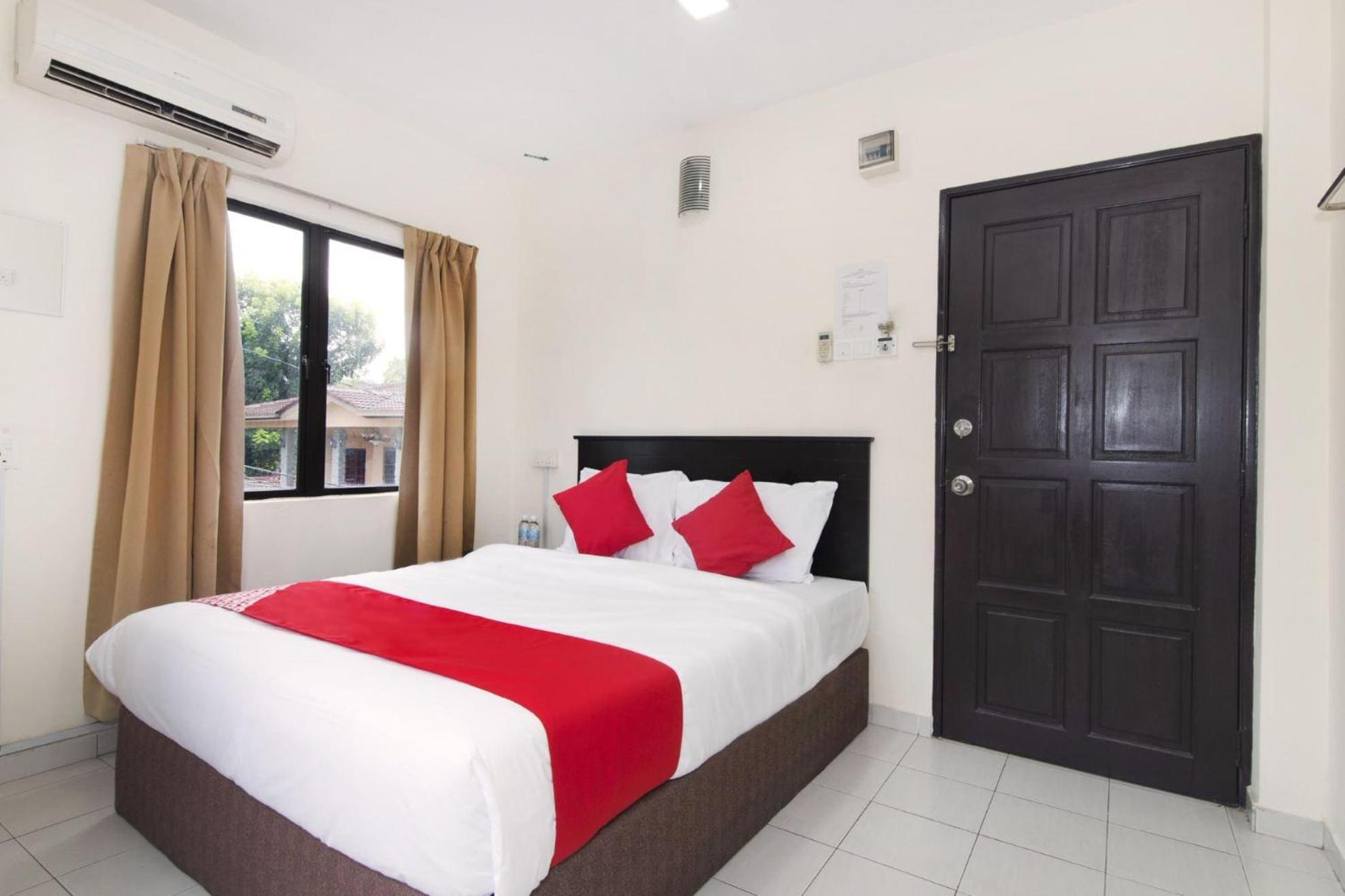 Oyo 91130 Hotel 91 Bukit Mewah Kajang Exterior foto